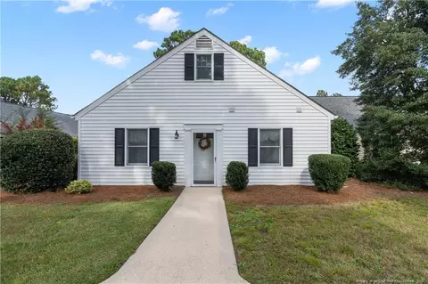13 Village Green Cir, Southern Pines, NC 28387