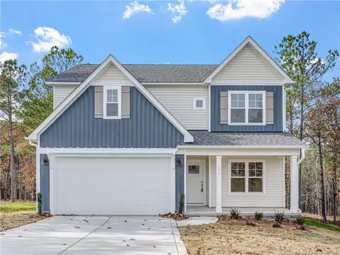 171 Travelers Way, Lillington, NC 27546