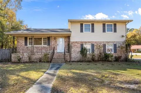 711 Goodyear Dr, Spring Lake, NC 28390
