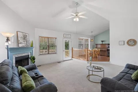 6316 Walnut Glen Dr, Willow Spring, NC 27592 photo 6