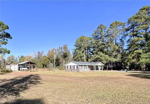 2494 W Whitepond Rd W, Fairmont, NC 28340