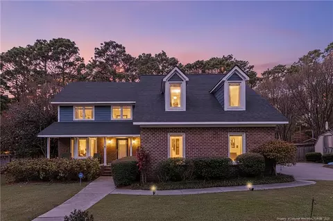 6533 Countryside Dr, Fayetteville, NC 28311
