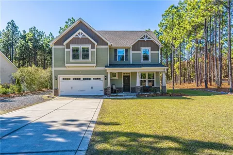100 Bexley Ct, West End, NC 27376