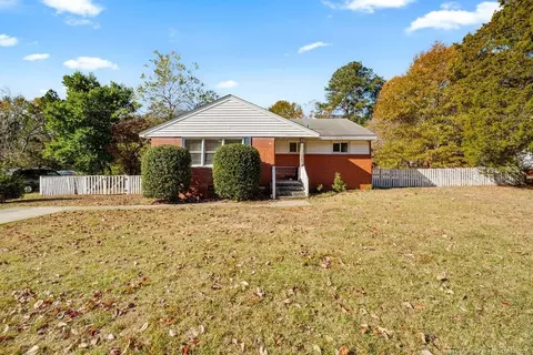 1411 Stansfield Dr, Fayetteville, NC 28303