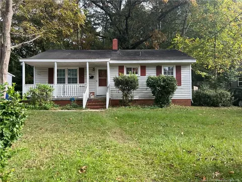 2062 Osceola Dr, Fayetteville, NC 28301