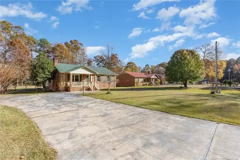 309 S Currie Dr, Sanford, NC 27330
