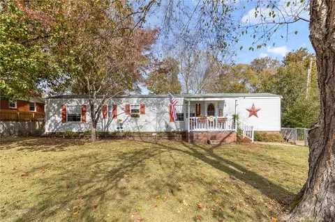 435 Mckay Dr, Spring Lake, NC 28390