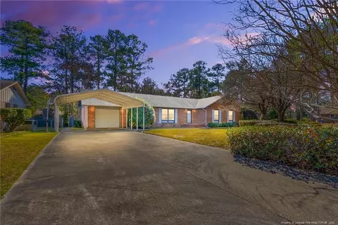 7151 Enfield Dr, Fayetteville, NC 28303