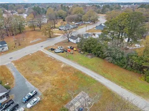 123 125 Spring Br, Dunn, NC 28334 photo 5
