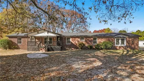 6545 Celestial Pine Dr, Hope Mills, NC 28348