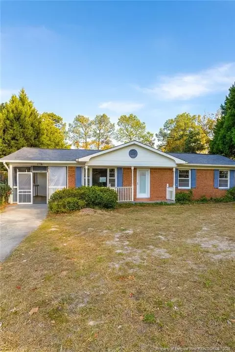 1921 Shiloh Dr, Fayetteville, NC 28304