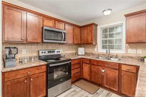 Kitchen - 407 Basket Oak Dr, Bunnlevel, NC 28323 photo 2 of 2