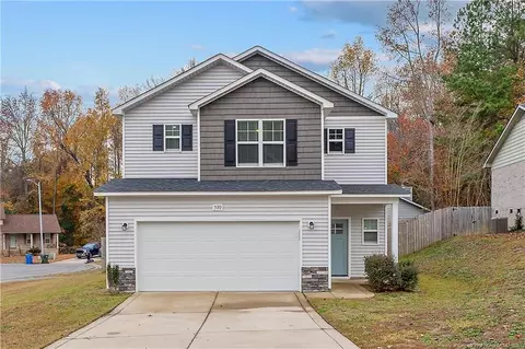520 Abbottswood Dr, Fayetteville, NC 28301