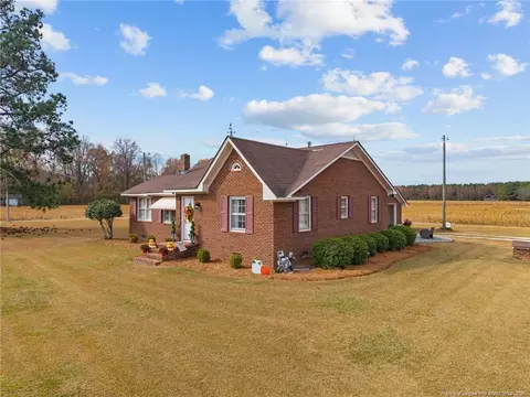 Exterior - 1752 Lee Johnson Dr, Dunn, NC 28334 photo 3 of 10