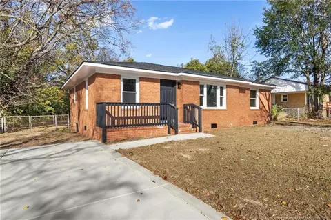4818 Cottonwood Dr, Fayetteville, NC 28304