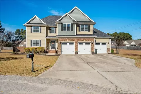 4116 Fallberry Dr, Fayetteville, NC 28306