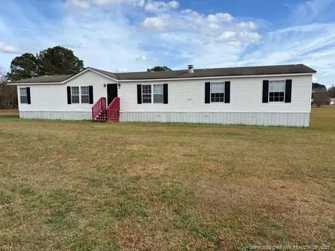 27 Melissa Dr, Pembroke, NC 28372