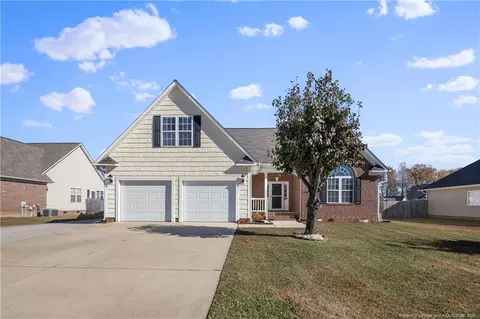 225 Hogart St, Raeford, NC 28376