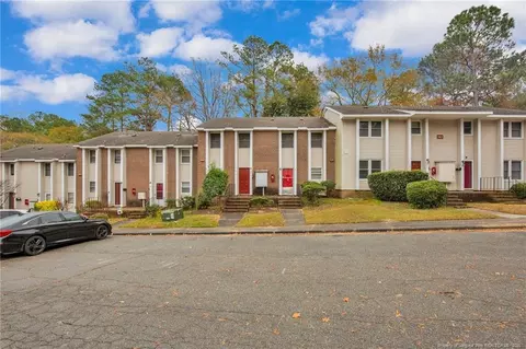 583 Winding Creek Rd #F, Fayetteville, NC 28305