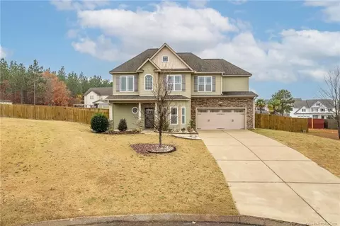 40 Seabiscuit Ct, Lillington, NC 27546