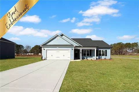 121 Commander Dr, Parkton, NC 28371