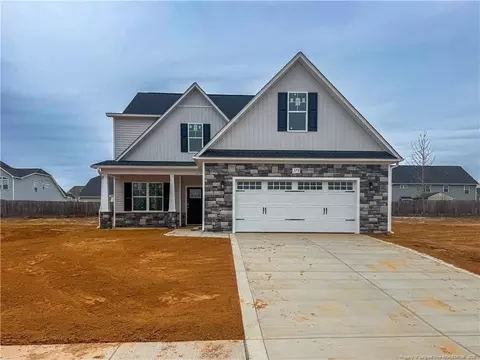 379 Brickendon Ln, Raeford, NC 28376