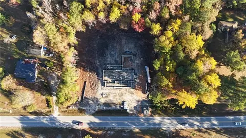 7986 Overhills Rd, Spring Lake, NC 28390
