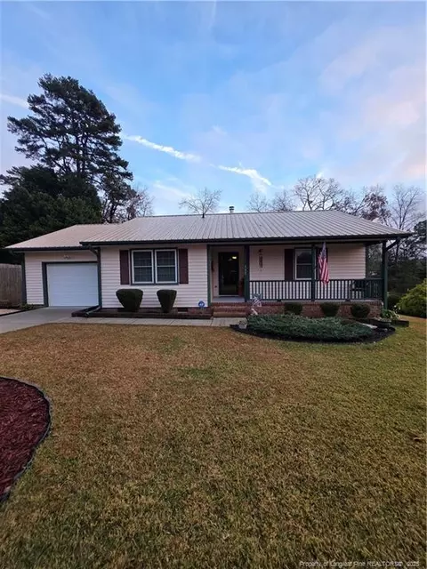 595 Sheringham Dr, Fayetteville, NC 28311