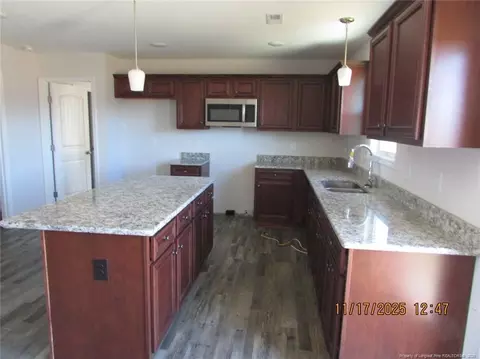 109 Hawks Croft Ct, Erwin, NC 28339 photo 5