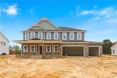 1951 Thomas Wood Dr, Fayetteville, NC 28306
