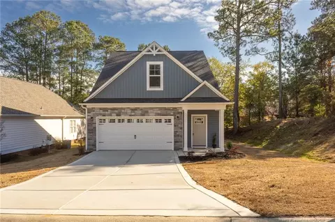 3211 Nottinghill Rd, Fayetteville, NC 28311