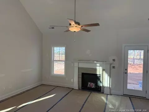 Living - 139 N Rabbit Run Dr, Smithfield, NC 27577 photo 2 of 2