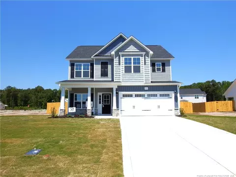 4734 Scenic Pines Dr, Hope Mills, NC 28348