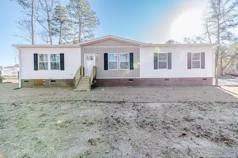 3961 Swanns Station Rd, Sanford, NC 27332