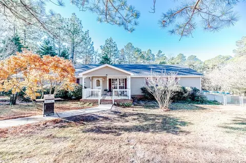 62 Scooter Ln, Cameron, NC 28326