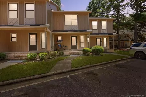 1194 Windham Ct, Fayetteville, NC 28303
