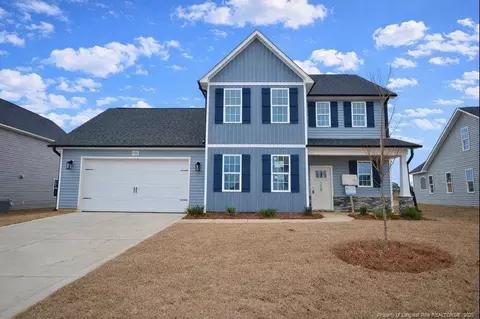 1720 Man-o-war Dr, Hope Mills, NC 28348