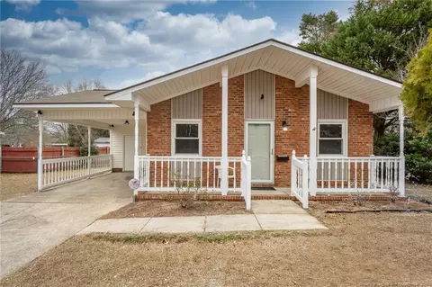 3656 Metric Dr, Hope Mills, NC 28348