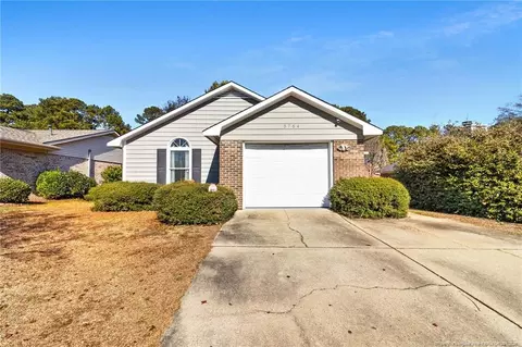 5764 Pepperbush Dr, Fayetteville, NC 28304
