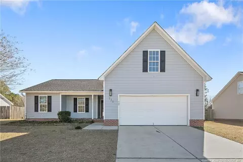 130 Sanford Ct, Raeford, NC 28376