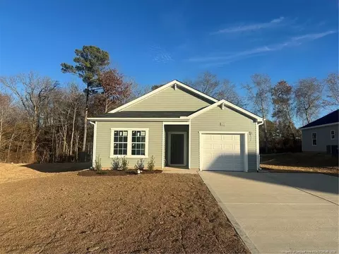 588 Wicklow Ln, Raeford, NC 28376