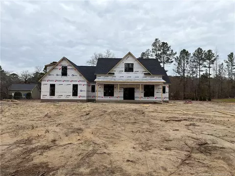 3207 Fairgrove Ct, Eastover, NC 28312