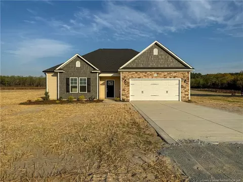 4047 Collier Rd, Wade, NC 28395