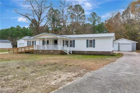 253 Butters Cemetery Rd, Bladenboro, NC 28320