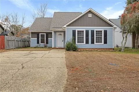 6870 Shawcross Ln, Fayetteville, NC 28314