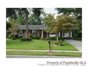 5341 Plateau Ct, Fayetteville, NC 28303