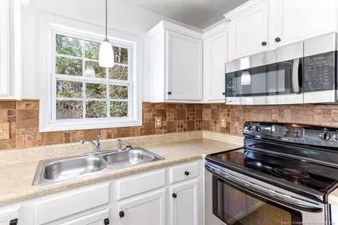 Kitchen - 332 Juno Dr, Broadway, NC 27505 photo 7 of 8