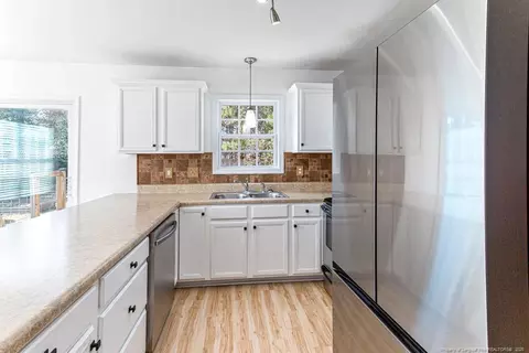 Kitchen - 332 Juno Dr, Broadway, NC 27505 photo 6 of 8