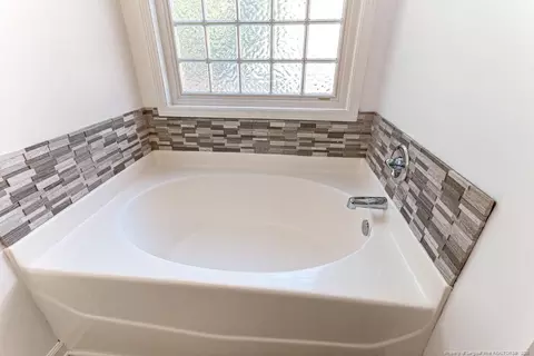 Bath - 332 Juno Dr, Broadway, NC 27505 photo 4 of 4