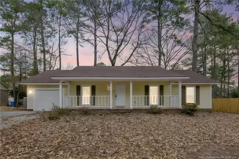 5824 Tuckertown Ln, Fayetteville, NC 28314